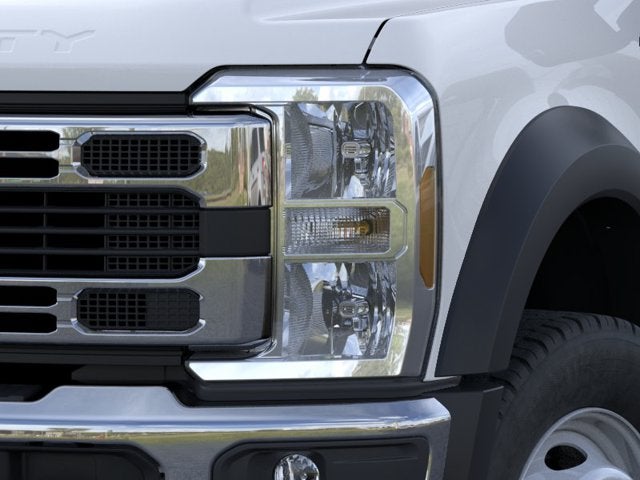 2026 Ford Super Duty F-550 DRW XL 4WD Reg Cab 169 WB 84 CA