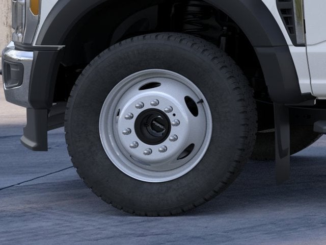 2026 Ford Super Duty F-550 DRW XL 4WD Reg Cab 169 WB 84 CA