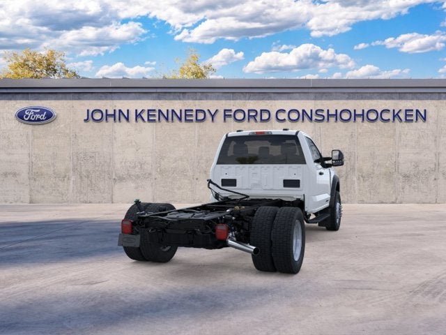 2026 Ford Super Duty F-550 DRW XL 4WD Reg Cab 169 WB 84 CA