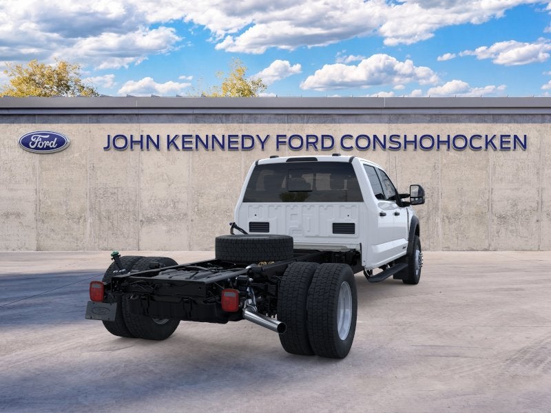 2026 Ford Super Duty F-550 DRW XL 4WD Crew Cab 179 WB 60 CA