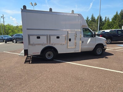 2026 Ford E-Series Cutaway E-350 SRW 138 WB