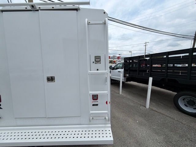 2026 Ford E-Series Cutaway E-350 DRW 138 WB