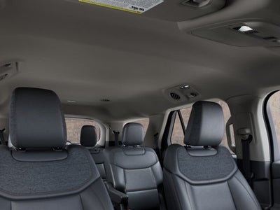 2027 Ford Explorer Active w/200A Pkg 4WD