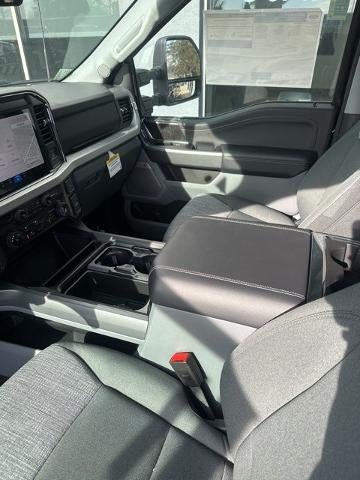 2026 Ford Super Duty F-250 SRW XL 4WD Crew Cab 6.75' Box