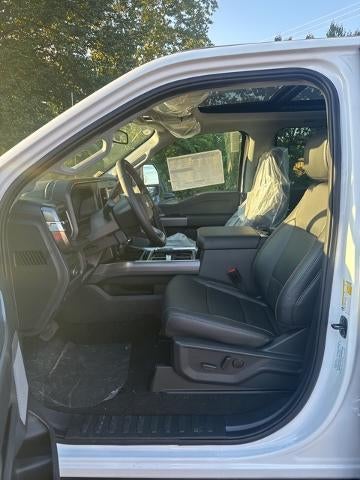 2025 Ford Super Duty F-350 SRW XL 4WD Crew Cab 8' Box