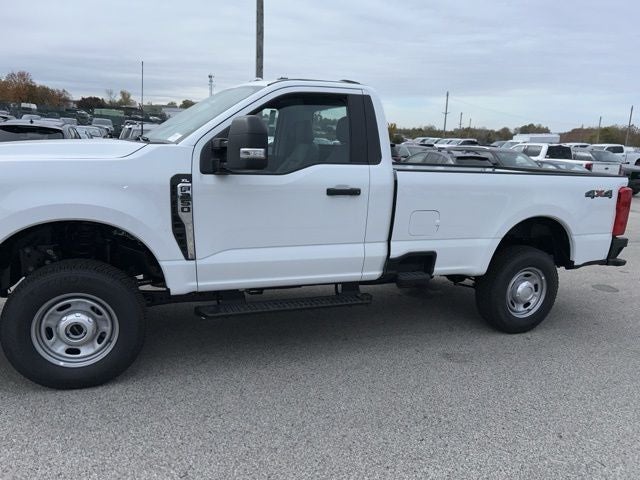 2026 Ford Super Duty F-250 SRW XL 4WD Reg Cab 8' Box