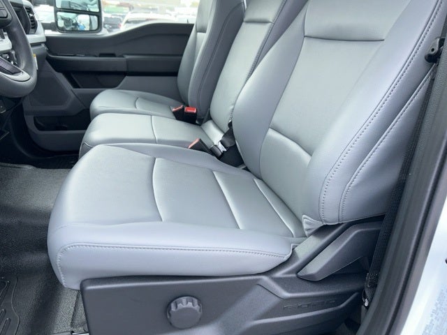 2026 Ford Super Duty F-250 SRW XL 4WD Reg Cab 8' Box