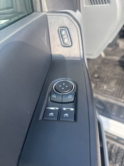 2026 Ford Super Duty F-350 SRW XL 4WD Reg Cab 8' Box