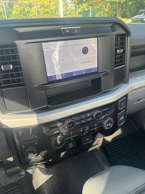 2026 Ford Super Duty F-350 SRW XL 4WD Reg Cab 8' Box