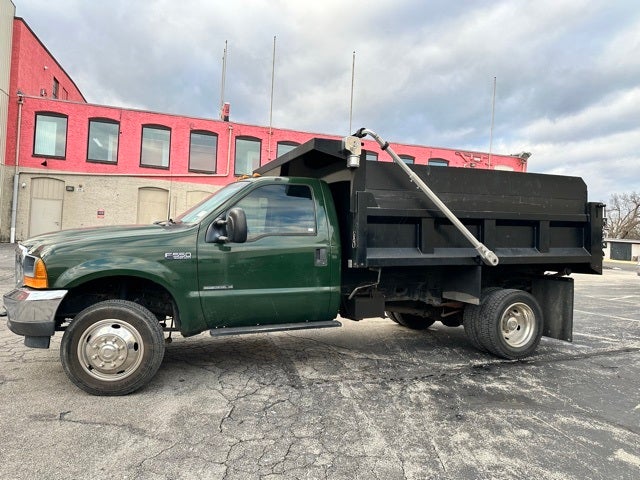 2001 Ford Super Duty F-550 XL