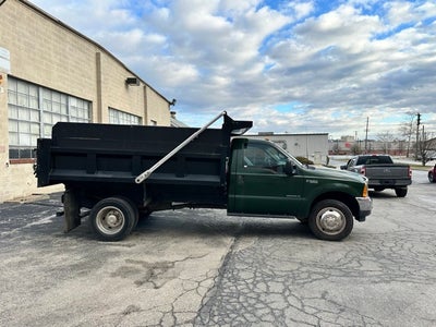2001 Ford Super Duty F-550 XL