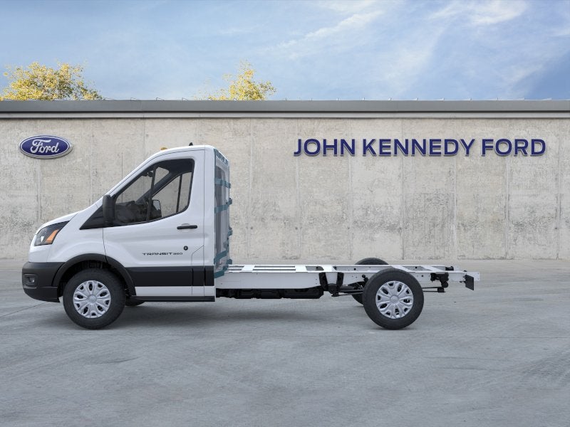 2026 Ford Transit Cutaway Base