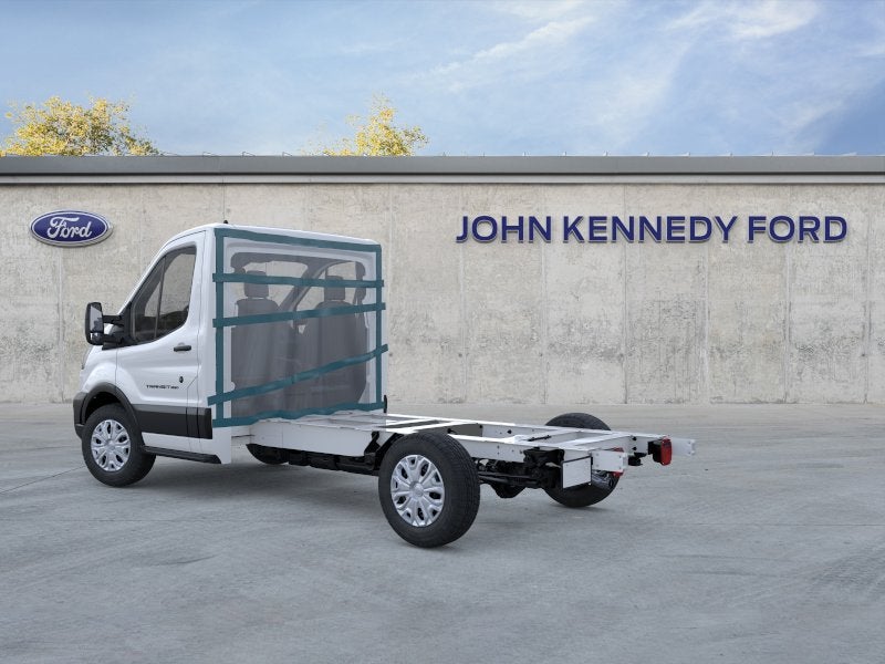 2026 Ford Transit Cutaway Base