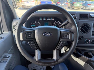 2025 Ford E-Series Cutaway Base