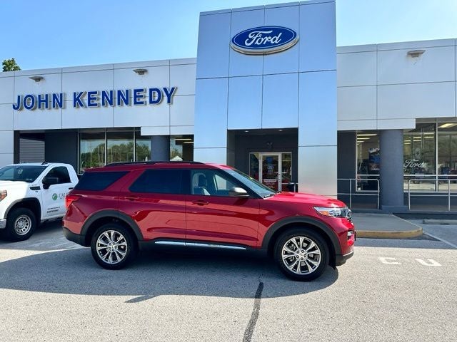 2023 Ford Explorer XLT