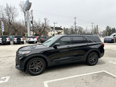 2025 Ford Explorer ST
