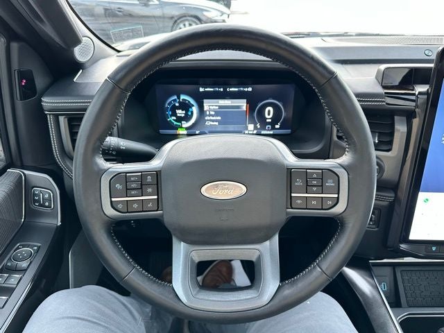 2023 Ford F-150 Lightning Platinum