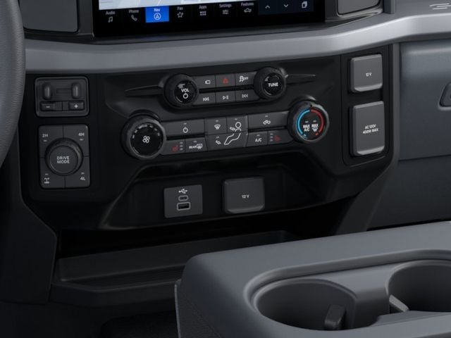 2026 Ford Super Duty F-350 SRW XLT