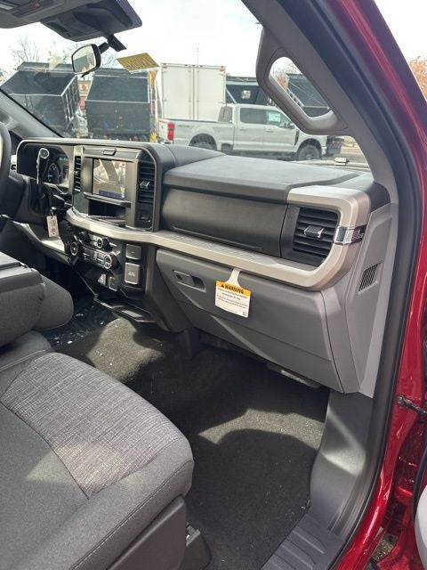 2026 Ford Super Duty F-350 SRW XLT