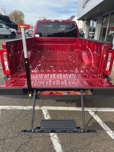 2026 Ford Super Duty F-350 SRW XLT