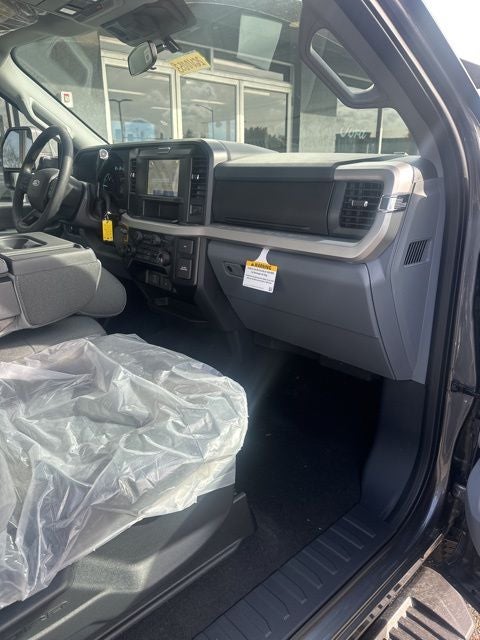 2026 Ford Super Duty F-350 SRW XLT