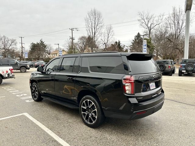2023 Chevrolet Suburban RST