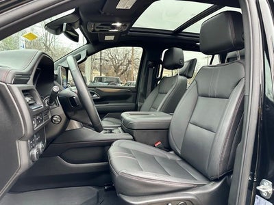 2023 Chevrolet Suburban RST