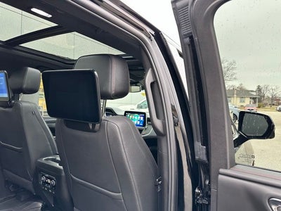 2023 Chevrolet Suburban RST