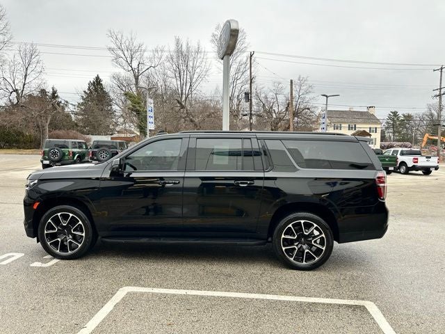 2023 Chevrolet Suburban RST
