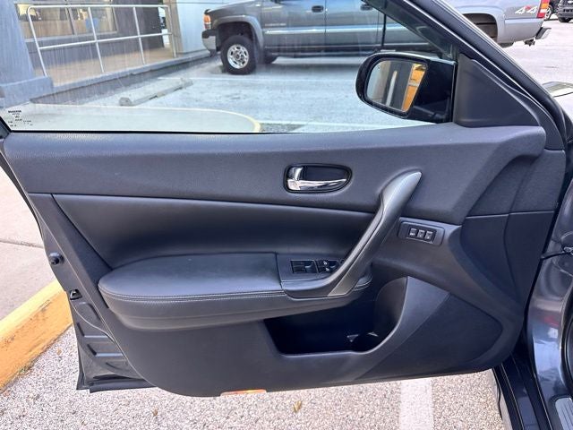 2011 Nissan Maxima 3.5 SV w/Sport Pkg