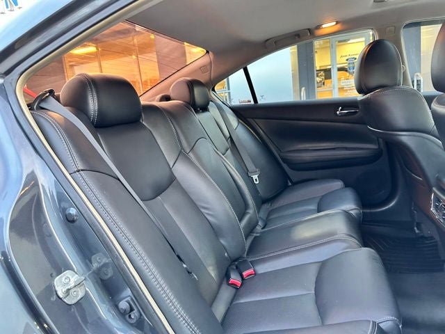 2011 Nissan Maxima 3.5 SV w/Sport Pkg