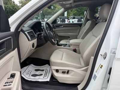 2021 Volkswagen Atlas 3.6L V6 SE w/Technology