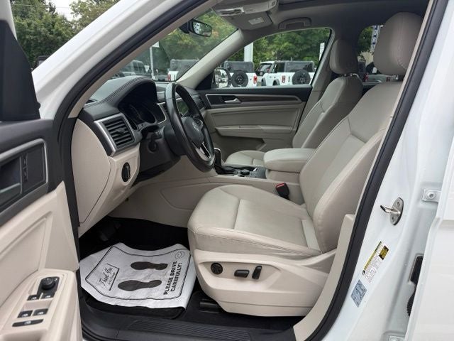 2021 Volkswagen Atlas 3.6L V6 SE w/Technology