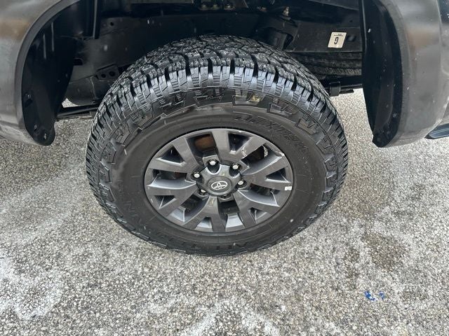 2022 Toyota Tacoma 4WD SR