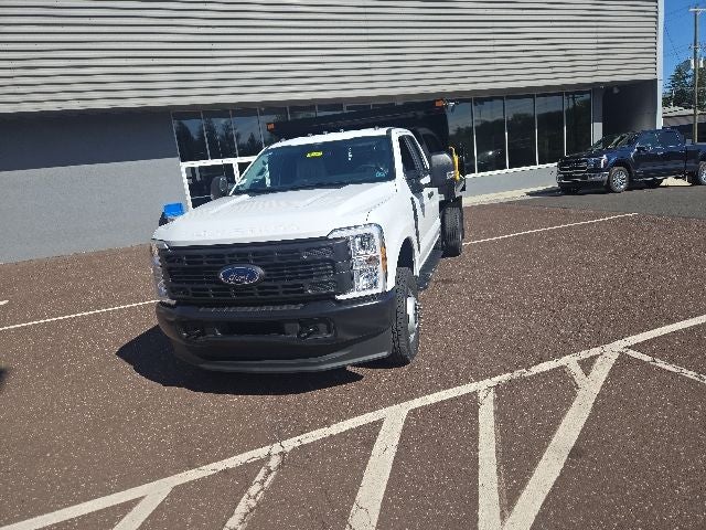 2026 Ford Super Duty F-350 DRW XL 4WD SuperCab 168 WB 60 CA