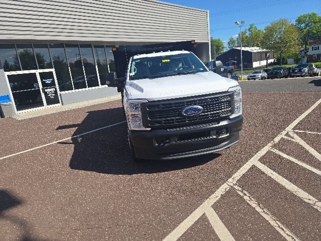 2026 Ford Super Duty F-350 DRW XL 4WD SuperCab 168 WB 60 CA