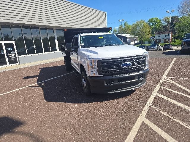 2026 Ford Super Duty F-350 DRW XL 4WD SuperCab 168 WB 60 CA
