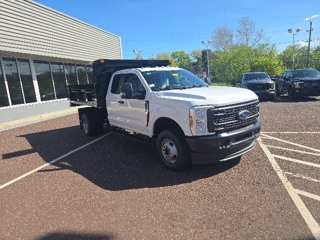 2026 Ford Super Duty F-350 DRW XL 4WD SuperCab 168 WB 60 CA