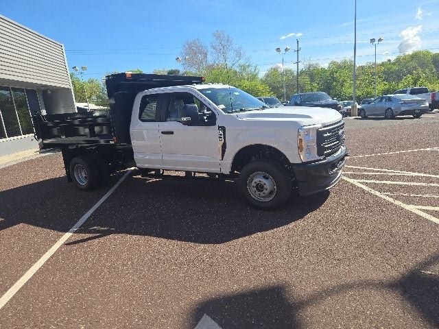 2026 Ford Super Duty F-350 DRW XL 4WD SuperCab 168 WB 60 CA