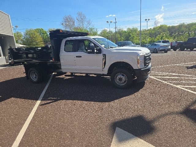 2026 Ford Super Duty F-350 DRW XL 4WD SuperCab 168 WB 60 CA