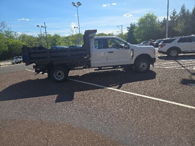 2026 Ford Super Duty F-350 DRW XL 4WD SuperCab 168 WB 60 CA