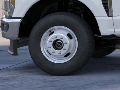 2026 Ford Super Duty F-350 DRW XL 4WD Reg Cab 145 WB 60 CA