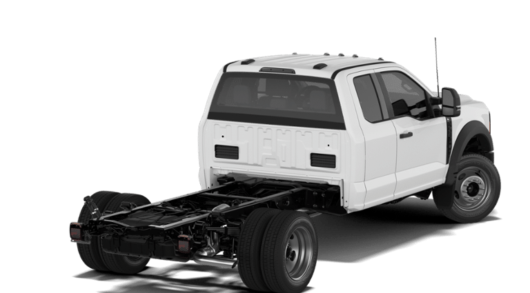 2027 Ford Super Duty F-550 DRW XL 4WD SuperCab 192 WB 84 CA