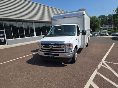 2026 Ford E-Series Cutaway E-450 DRW 158 WB