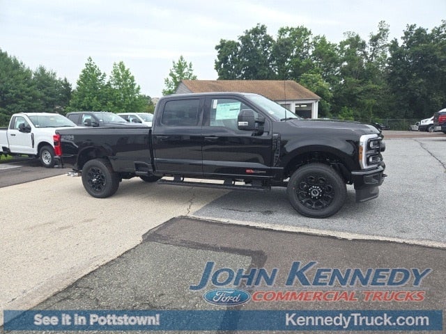 2025 Ford Super Duty F-250 SRW XL 4WD Crew Cab 6.75' Box