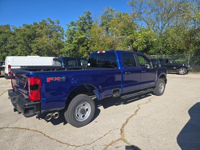 2026 Ford Super Duty F-350 SRW XL 4WD Crew Cab 6.75' Box