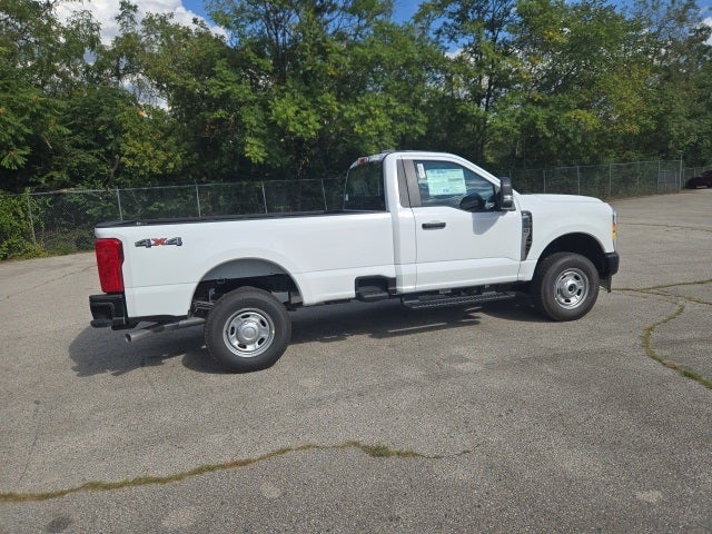2026 Ford Super Duty F-250 SRW XL 4WD Reg Cab 8' Box