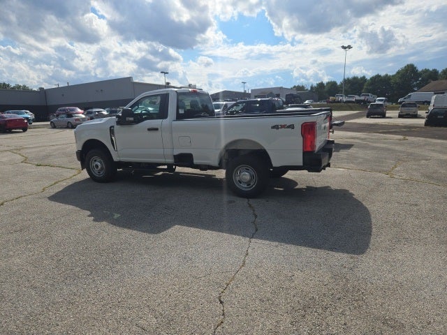 2026 Ford Super Duty F-250 SRW XL 4WD Reg Cab 8' Box