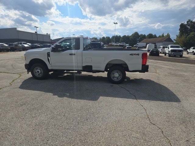 2026 Ford Super Duty F-250 SRW XL 4WD Reg Cab 8' Box