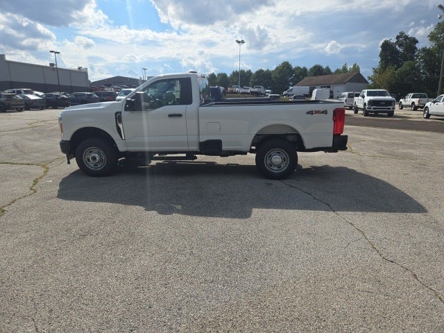 2026 Ford Super Duty F-250 SRW XL 4WD Reg Cab 8' Box